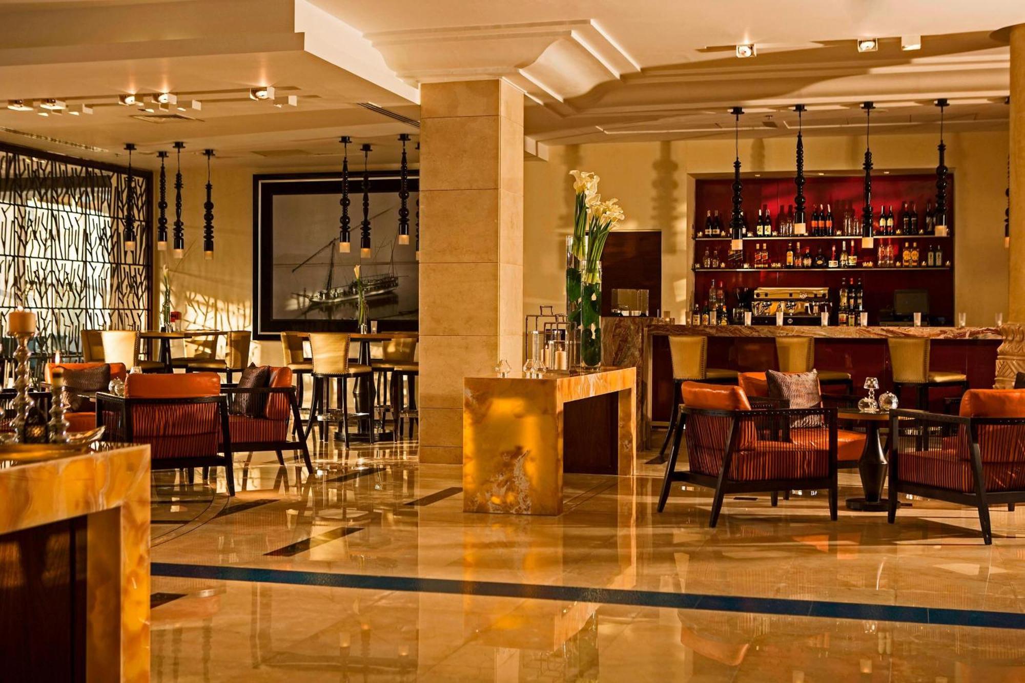 Renaissance Cairo Mirage City Hotel Exterior photo The bar at the Four Seasons Hotel, Istanbul