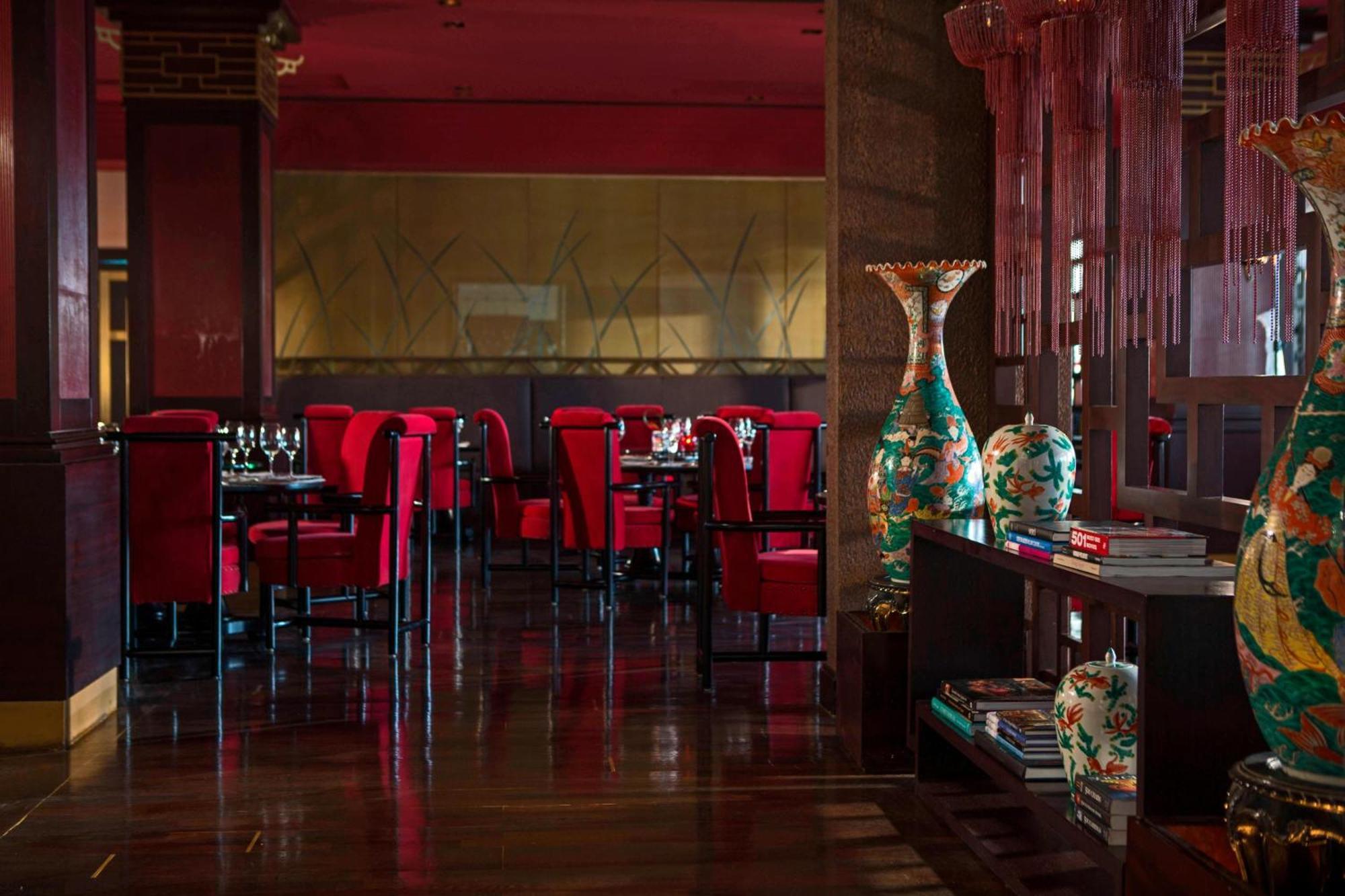 Renaissance Cairo Mirage City Hotel Exterior photo Interior of the restaurant
