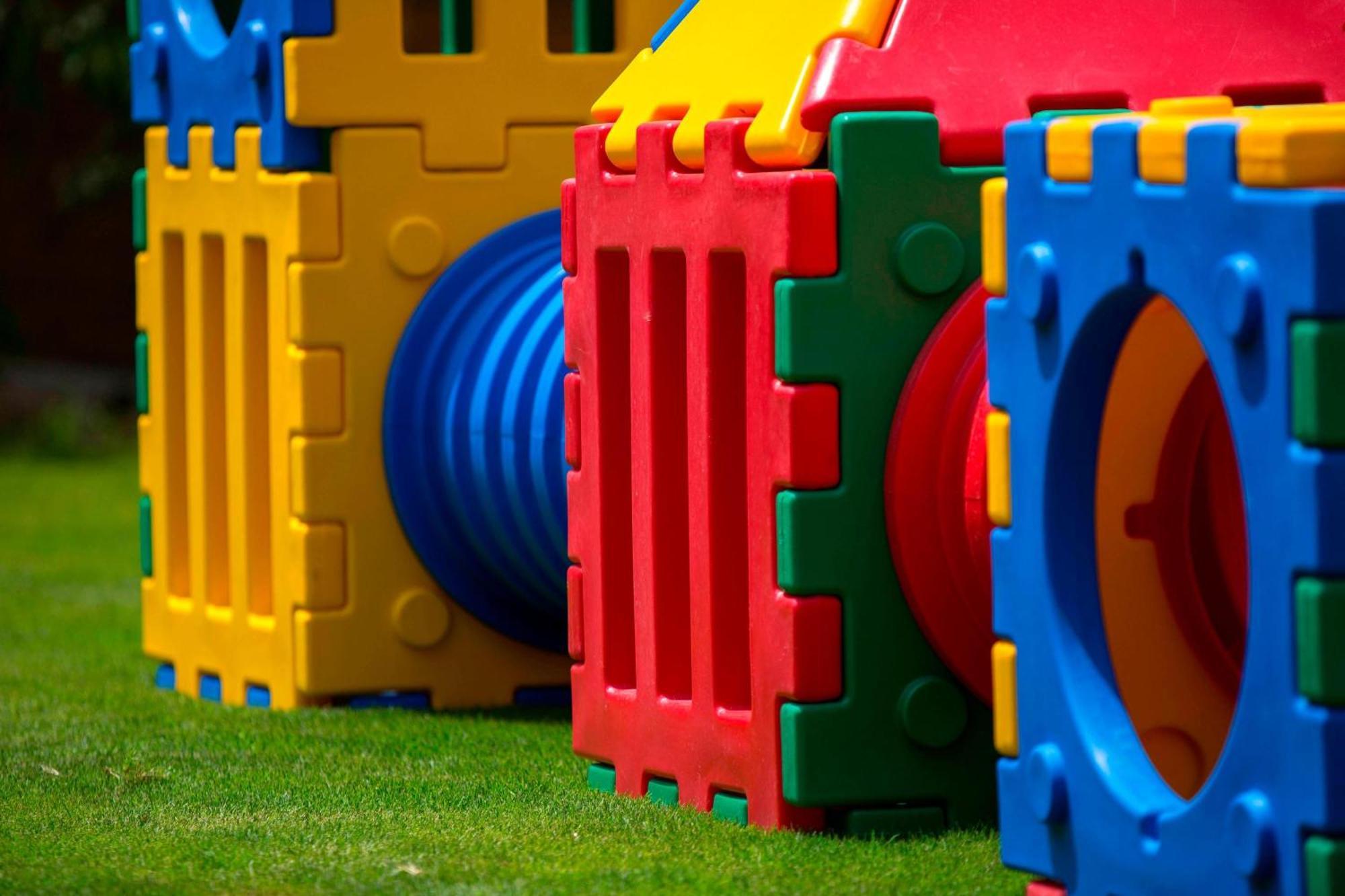 Renaissance Cairo Mirage City Hotel Exterior photo Playground equipment